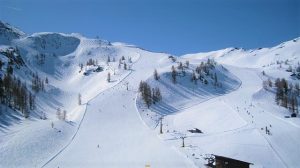 ski-run-466225_6402