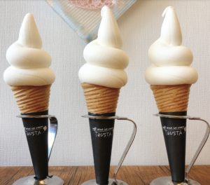 トラスタのソフトクリーム