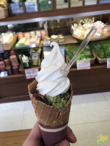 玉翠園のソフトクリーム