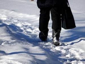 北海道の冬靴 スノーブーツおすすめ レディースやメンズは おしゃれ